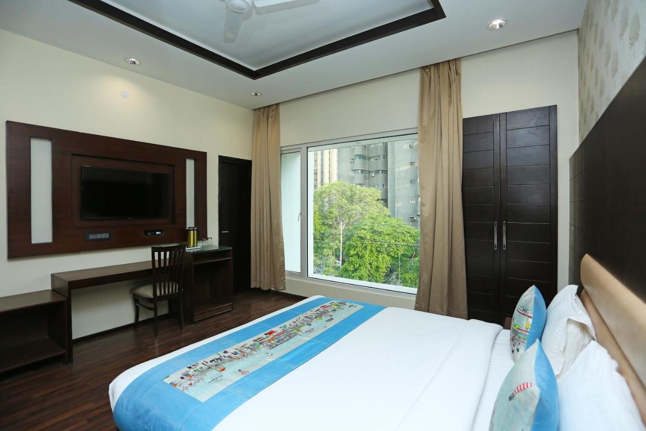 Oyo 9178 Hotel New Central Park Ghaziabad Eksteriør billede