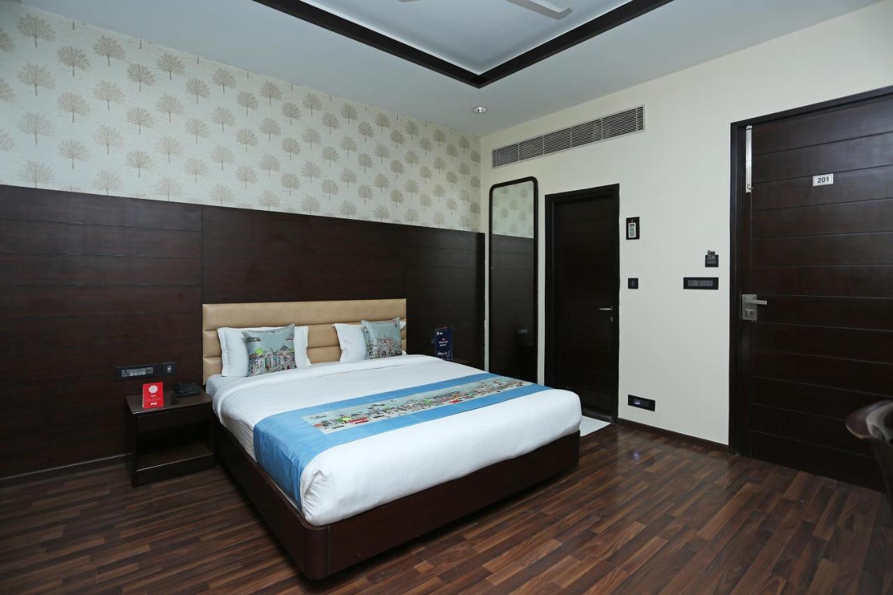Oyo 9178 Hotel New Central Park Ghaziabad Eksteriør billede